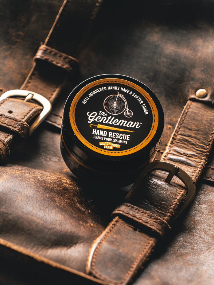 WW The Gentleman Hand Rescue Lotion in Citrus and Mahogany